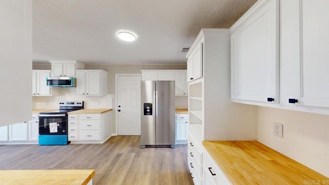 35 Forrest Court, Conway, AR 72034