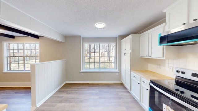 35 Forrest Court, Conway, AR 72034
