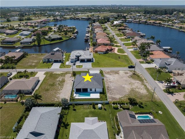 3321 SW 3rd LN, Cape Coral, FL 33991