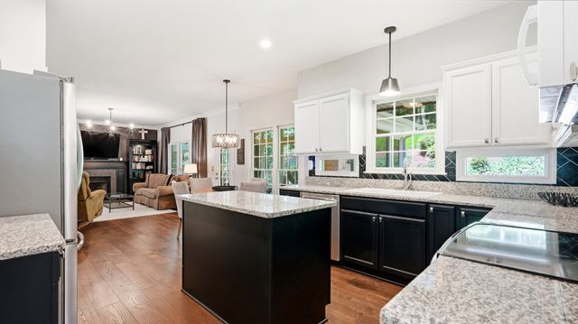 216 Winter Hill Rd, Franklin, TN 37069