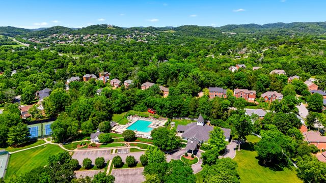216 Winter Hill Rd, Franklin, TN 37069