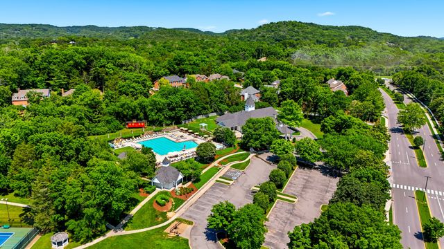 216 Winter Hill Rd, Franklin, TN 37069