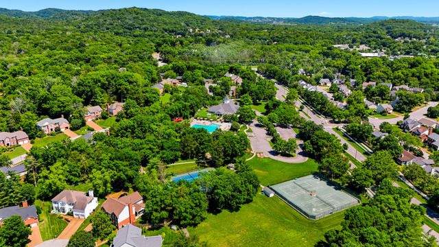 216 Winter Hill Rd, Franklin, TN 37069