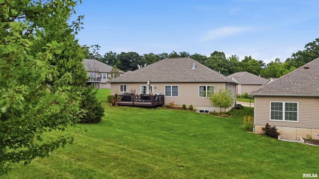 2612 W Lake Pointe Terrace, Peoria, IL 61614