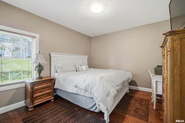 2612 W Lake Pointe Terrace, Peoria, IL 61614