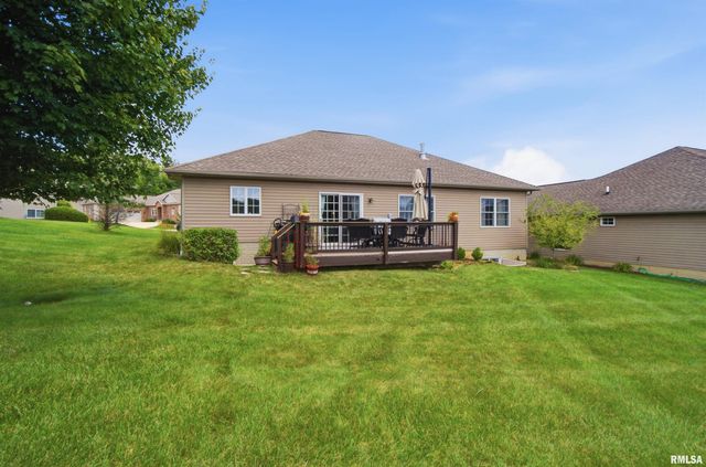 2612 W Lake Pointe Terrace, Peoria, IL 61614