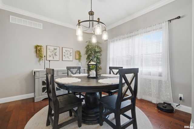2612 W Lake Pointe Terrace, Peoria, IL 61614