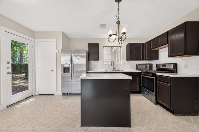 18174 Woodsdale Court, Porter, TX 77365