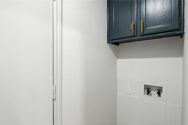 5717 Red Cactus Court, Arlington, TX 76017