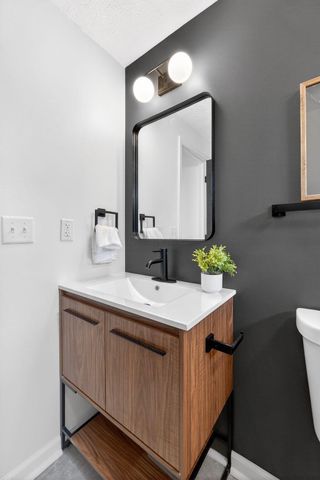 4925 Wymore Drive, Columbus, OH 43232