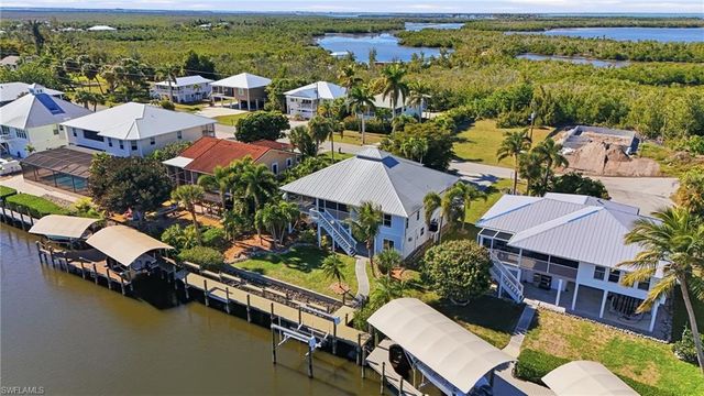 16368 Estuary CT, Bokeelia, FL 33922