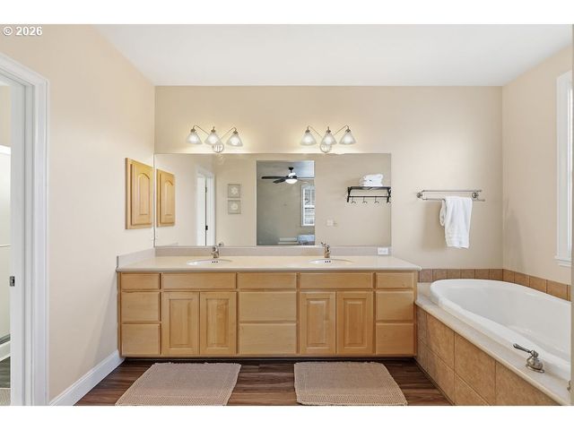 2298 37TH St, Springfield, OR 97477
