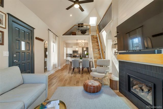 2222 W 42nd Avenue, Denver, CO 80211