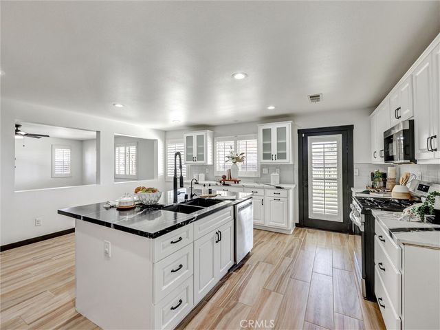 37981 Gallery Lane, Beaumont, CA 92223