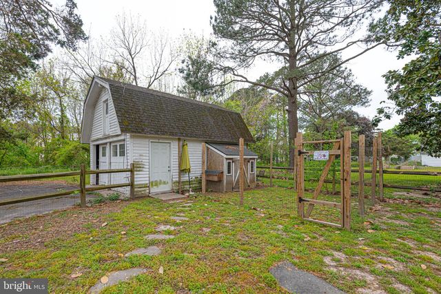 8318 LANGMAID RD, Newark, MD 21841