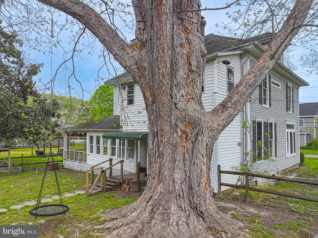 8318 LANGMAID RD, Newark, MD 21841