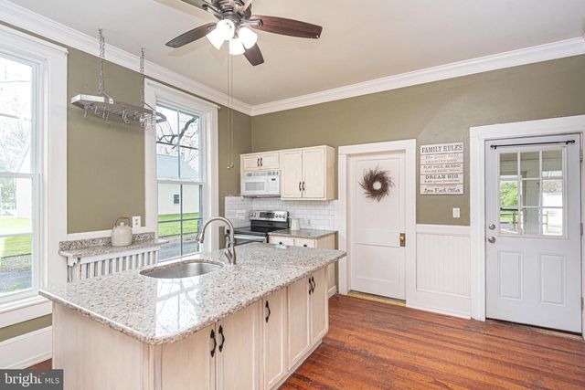 8318 LANGMAID RD, Newark, MD 21841