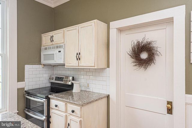 8318 LANGMAID RD, Newark, MD 21841
