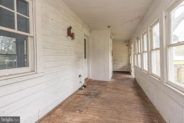 8318 LANGMAID RD, Newark, MD 21841
