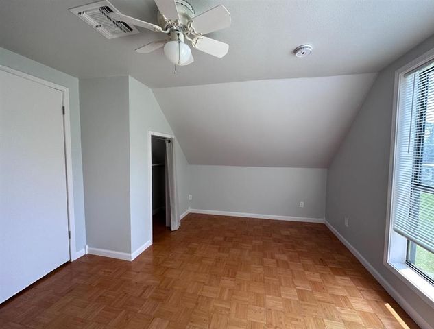 438 N Kingston Sq Square, Lake Charles, LA 70611