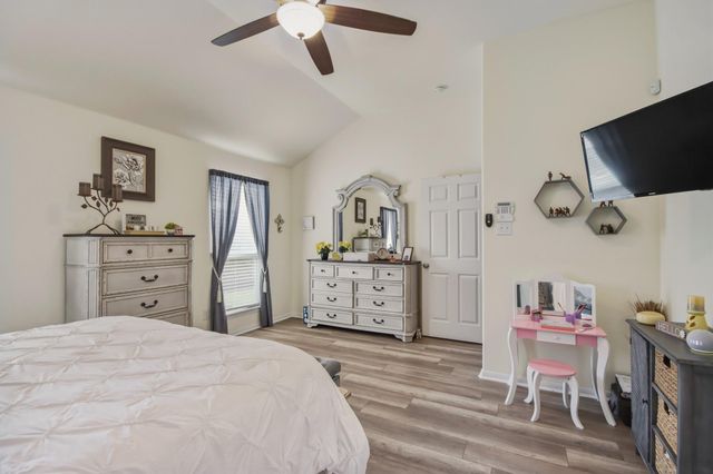 9906 Knob Hollow Way, Conroe, TX 77385