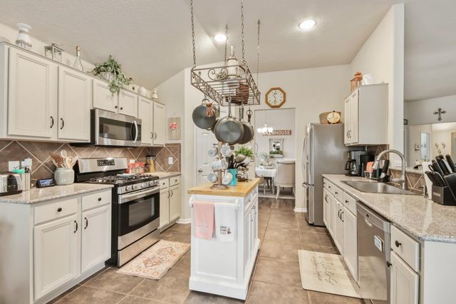 9906 Knob Hollow Way, Conroe, TX 77385