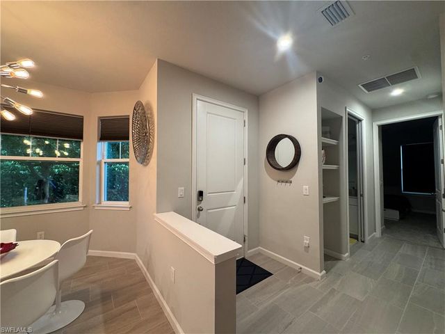 4546 Arboretum CIR 104, Naples, FL 34112