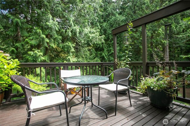 192 Harbor View Drive, Bellingham, WA 98229