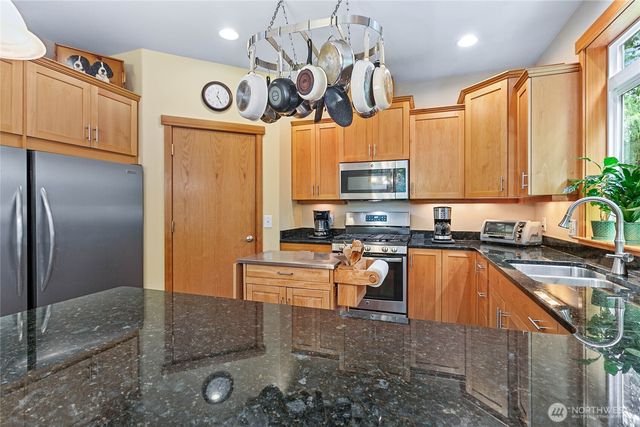 192 Harbor View Drive, Bellingham, WA 98229