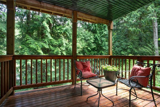 192 Harbor View Drive, Bellingham, WA 98229