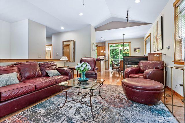192 Harbor View Drive, Bellingham, WA 98229