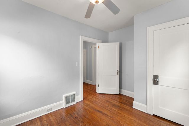 4126 Sheridan Avenue N, Minneapolis, MN 55412