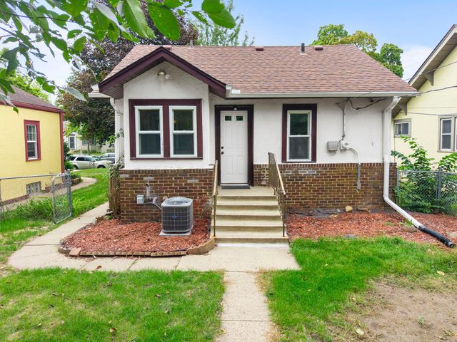 4126 Sheridan Avenue N, Minneapolis, MN 55412
