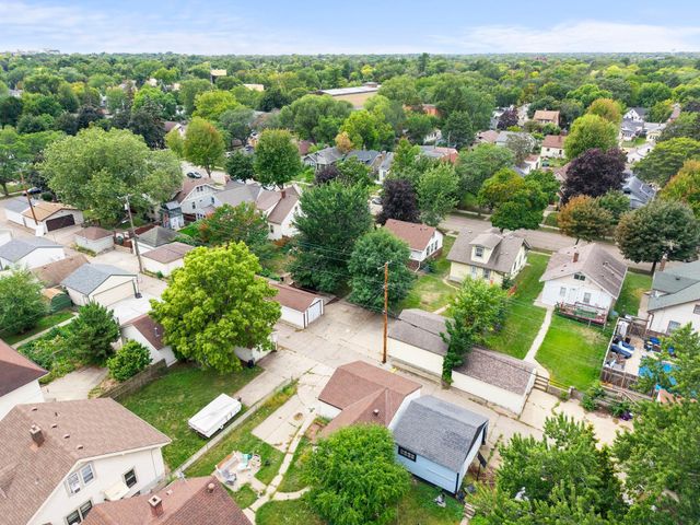 4126 Sheridan Avenue N, Minneapolis, MN 55412