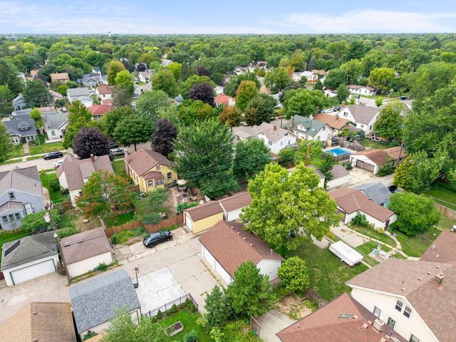 4126 Sheridan Avenue N, Minneapolis, MN 55412