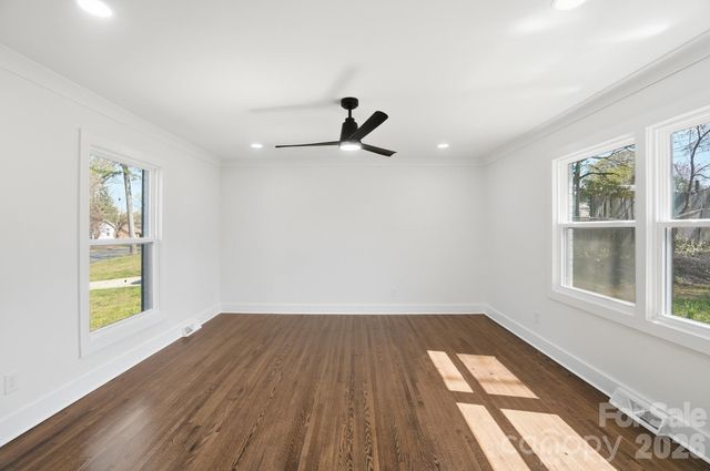 3545 Sargeant Drive, Charlotte, NC 28217