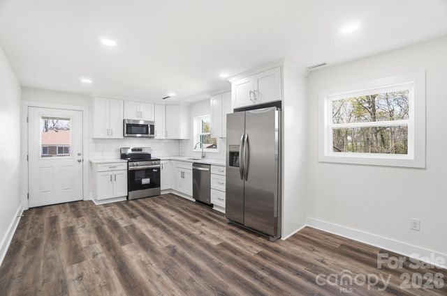 3545 Sargeant Drive, Charlotte, NC 28217