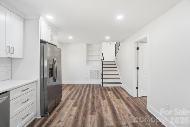 3545 Sargeant Drive, Charlotte, NC 28217