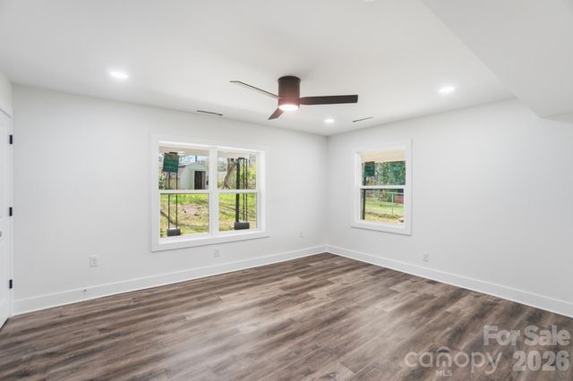 3545 Sargeant Drive, Charlotte, NC 28217