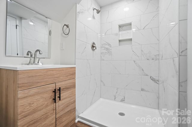 3545 Sargeant Drive, Charlotte, NC 28217