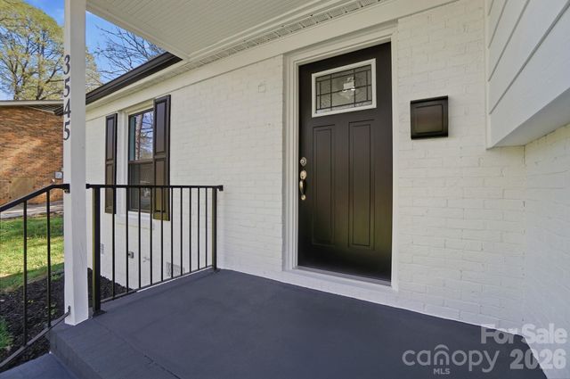 3545 Sargeant Drive, Charlotte, NC 28217