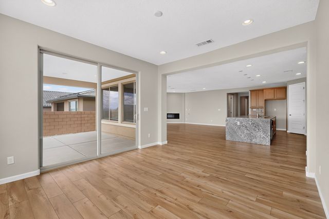 34 Wirecrest, Santa Fe, NM 87508
