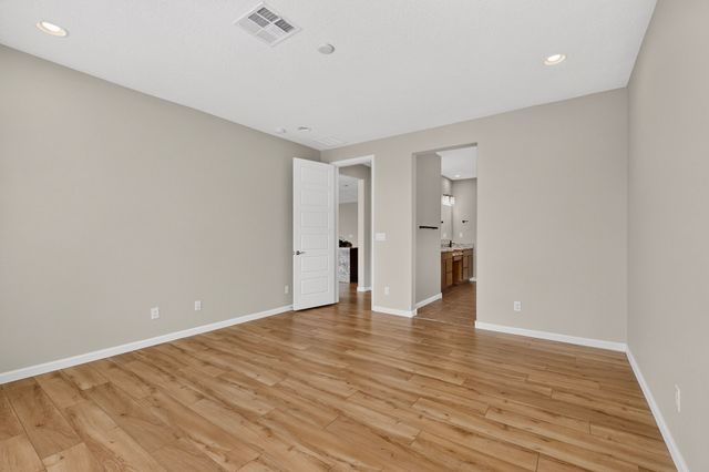 34 Wirecrest, Santa Fe, NM 87508