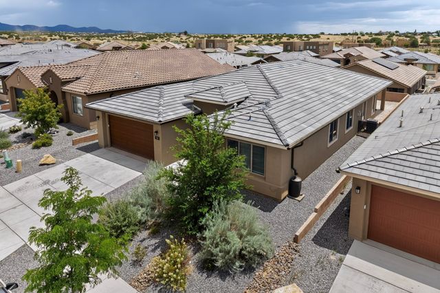 34 Wirecrest, Santa Fe, NM 87508