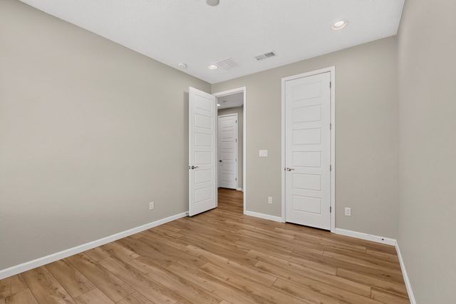 34 Wirecrest, Santa Fe, NM 87508