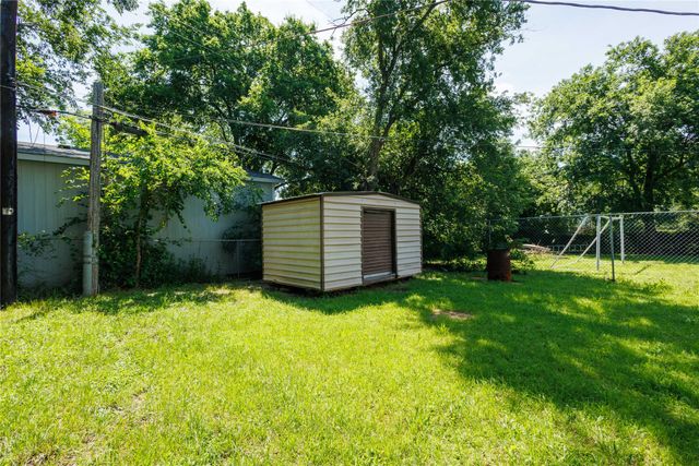 1809 Birdell Street, Fort Worth, TX 76105
