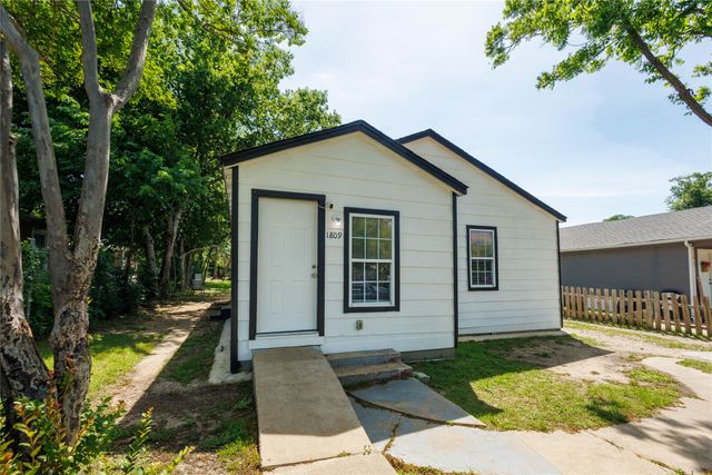1809 Birdell Street, Fort Worth, TX 76105