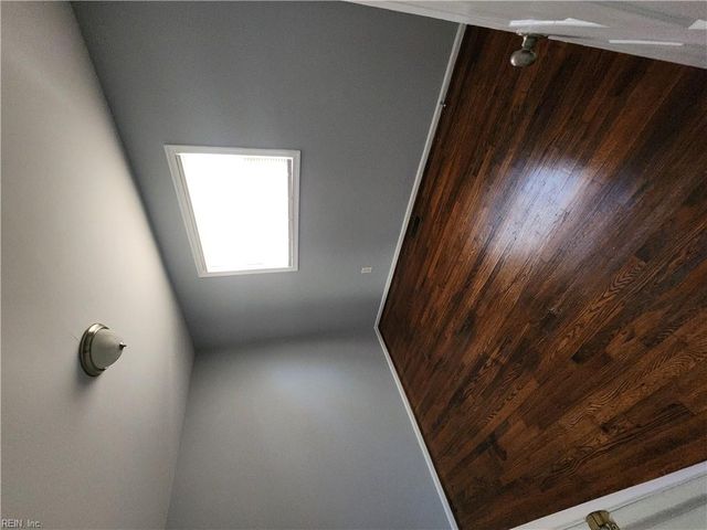 420 Greenbriar AVE, Hampton, VA 23661