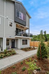 1322 194th Street SE #B1, Bothell, WA 98012