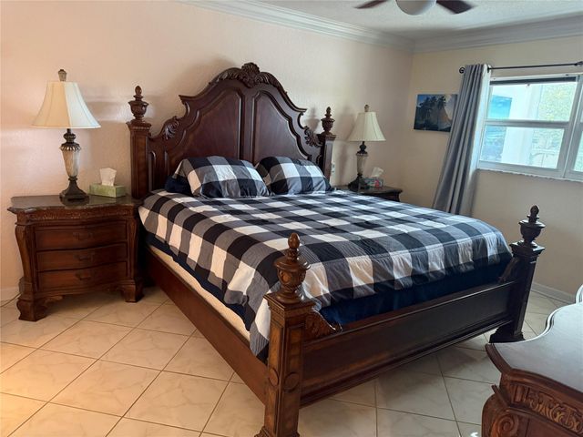 3531 NW 50th Ave 512, Lauderdale Lakes, FL 33319